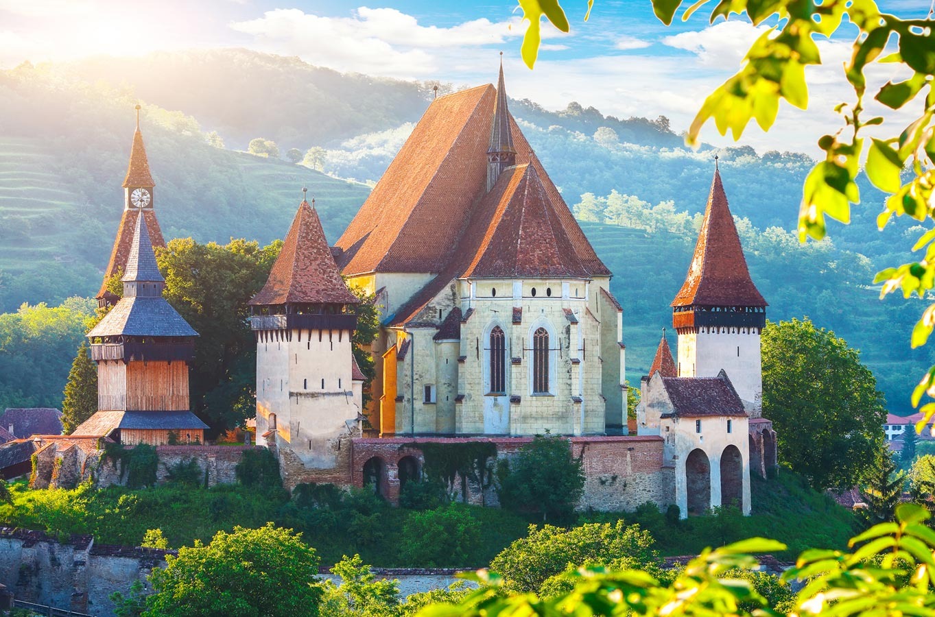 Ngôi làng 300 năm mới có 1 vụ ly hôn, hỏi ra mới biết là nhờ "nhà tù hôn nhân" chuyên giải hòa kỳ lạ như thế này - Ảnh 4.