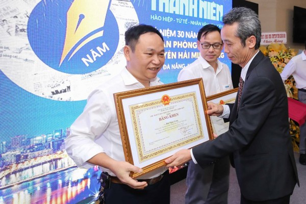 30 năm lập VPĐD Báo Thanh Niên – khu vực Duyên hải miền Trung: Thanh Niên giữ vững tin yêu của độc giả, viết tiếp sứ mệnh hào hiệp, nhân văn