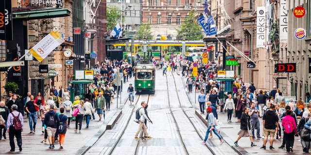 Chắc bạn sẽ không thể tin: Có một dân tộc chẳng hề tin mình hạnh phúc, đồng thời lại có đất nước hạnh phúc nhất thế giới! - Ảnh 1.