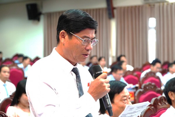 Bãi rác Hòa Phú ô nhiễm 