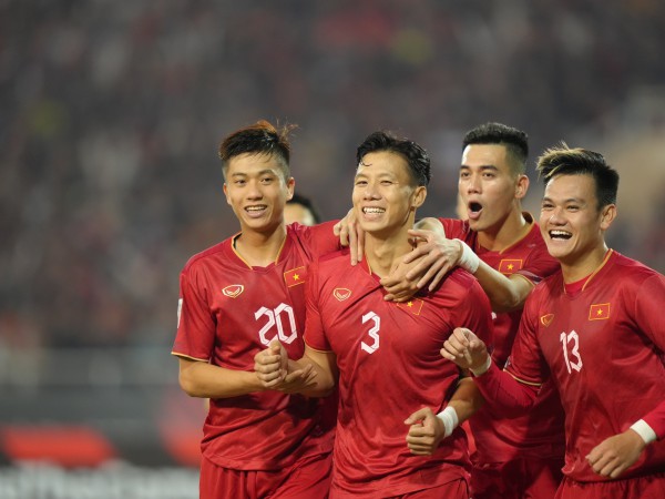 Báo giới và CĐV Malaysia lại ấm ức vì trọng tài người Nhật Bản