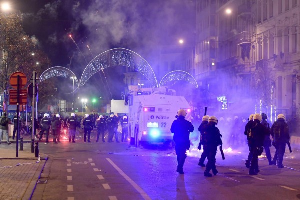 Bạo loạn nổ ra sau trận bán kết World Cup 2022 giữa Pháp và Morocco