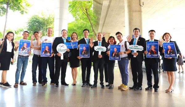 “Bộ não” Sơ đồ Tư duy thế giới Marek Kasperski và vợ Petrina đến Việt Nam “Bộ não” Sơ đồ Tư duy thế giới Marek Kasperski và vợ Petrina đến Việt Nam