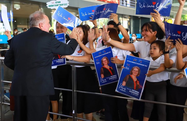 “Bộ não” Sơ đồ Tư duy thế giới Marek Kasperski và vợ Petrina đến Việt Nam “Bộ não” Sơ đồ Tư duy thế giới Marek Kasperski và vợ Petrina đến Việt Nam