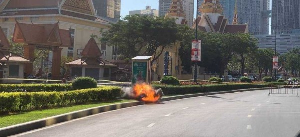 Campuchia phát hiện lựu đạn giấu trong bánh kem gần trụ sở Quốc hội