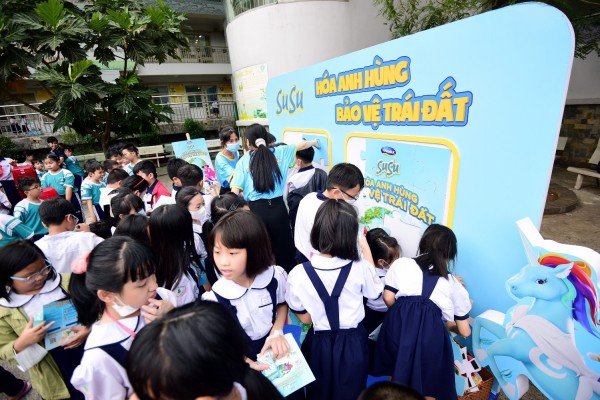 Chuỗi hoạt động của Vinamilk giúp trẻ nâng nhận thức về môi trường