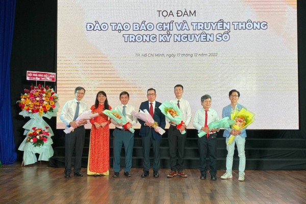 Chuyển đổi số, thị trường cần gì ở sinh viên báo chí, truyền thông?