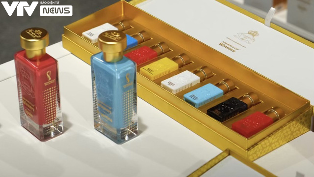 Có gì trong cửa hàng FIFA chính hãng phục vụ World Cup 2022?