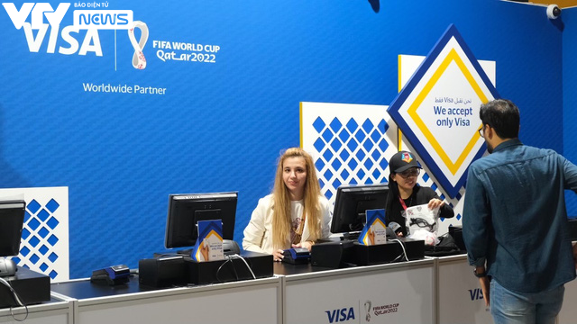 Có gì trong cửa hàng FIFA chính hãng phục vụ World Cup 2022?