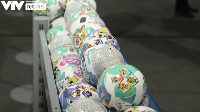 Có gì trong cửa hàng FIFA chính hãng phục vụ World Cup 2022?