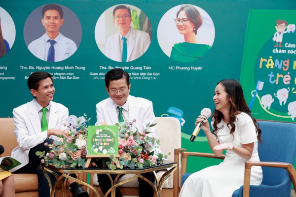 Cùng khám phá vào “một góc con người” với tác giả, bác sĩ Nguyễn Quang Tiến Cùng khám phá vào “một góc con người” với tác giả, bác sĩ Nguyễn Quang Tiến