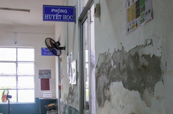 Đà Nẵng: Bệnh viện Q.Ngũ Hành Sơn xuống cấp, bệnh nhân lo lắng