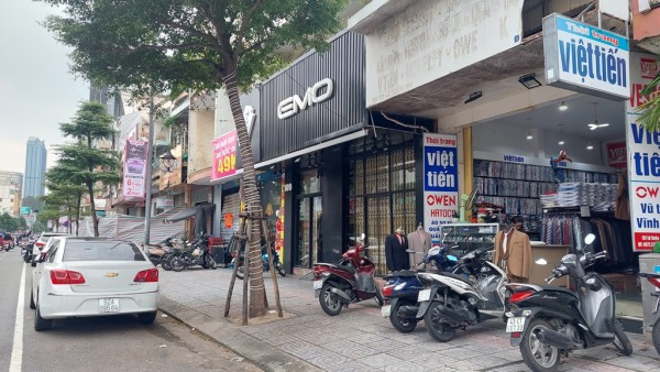 Đà Nẵng: Cận cảnh rầm rộ hạ giải nhà cửa ở ‘tứ giác vàng Đà Nẵng: Cận cảnh rầm rộ hạ giải nhà cửa ở ‘tứ giác vàng