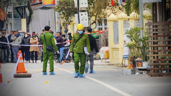 Đâm vợ chồng giáo viên thương vong nhằm ngăn cản con nạn nhân cưới bạn gái mình Đâm vợ chồng giáo viên thương vong nhằm ngăn cản con nạn nhân cưới bạn gái mình