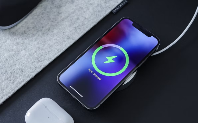 Đây là lý do tại sao iPhone của bạn ngừng sạc ở mức 80%