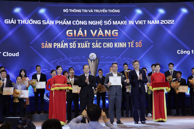 Diễn đàn quốc gia về Phát triển doanh nghiệp công nghệ số Việt Nam 2022: Công nghệ số tiếp tục là điểm sáng