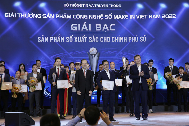 Diễn đàn quốc gia về Phát triển doanh nghiệp công nghệ số Việt Nam 2022: Công nghệ số tiếp tục là điểm sáng