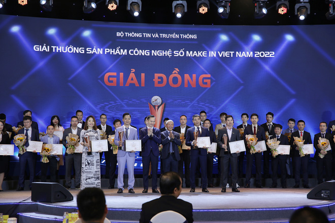 Diễn đàn quốc gia về Phát triển doanh nghiệp công nghệ số Việt Nam 2022: Công nghệ số tiếp tục là điểm sáng