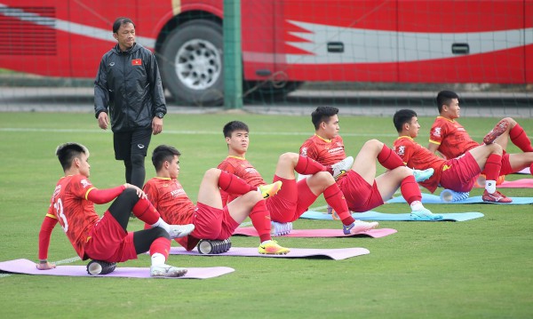 Đoàn Văn Hậu nói về đối thủ lớn nhất của tuyển Việt Nam ở AFF Cup 2022