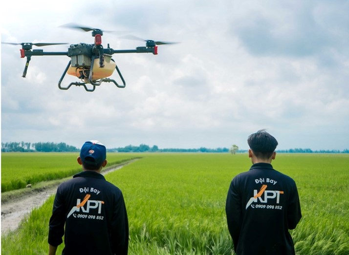 Drone XAG cùng nông dân trồng lúa Việt Nam gia tăng thu nhập Drone XAG cùng nông dân trồng lúa Việt Nam gia tăng thu nhập