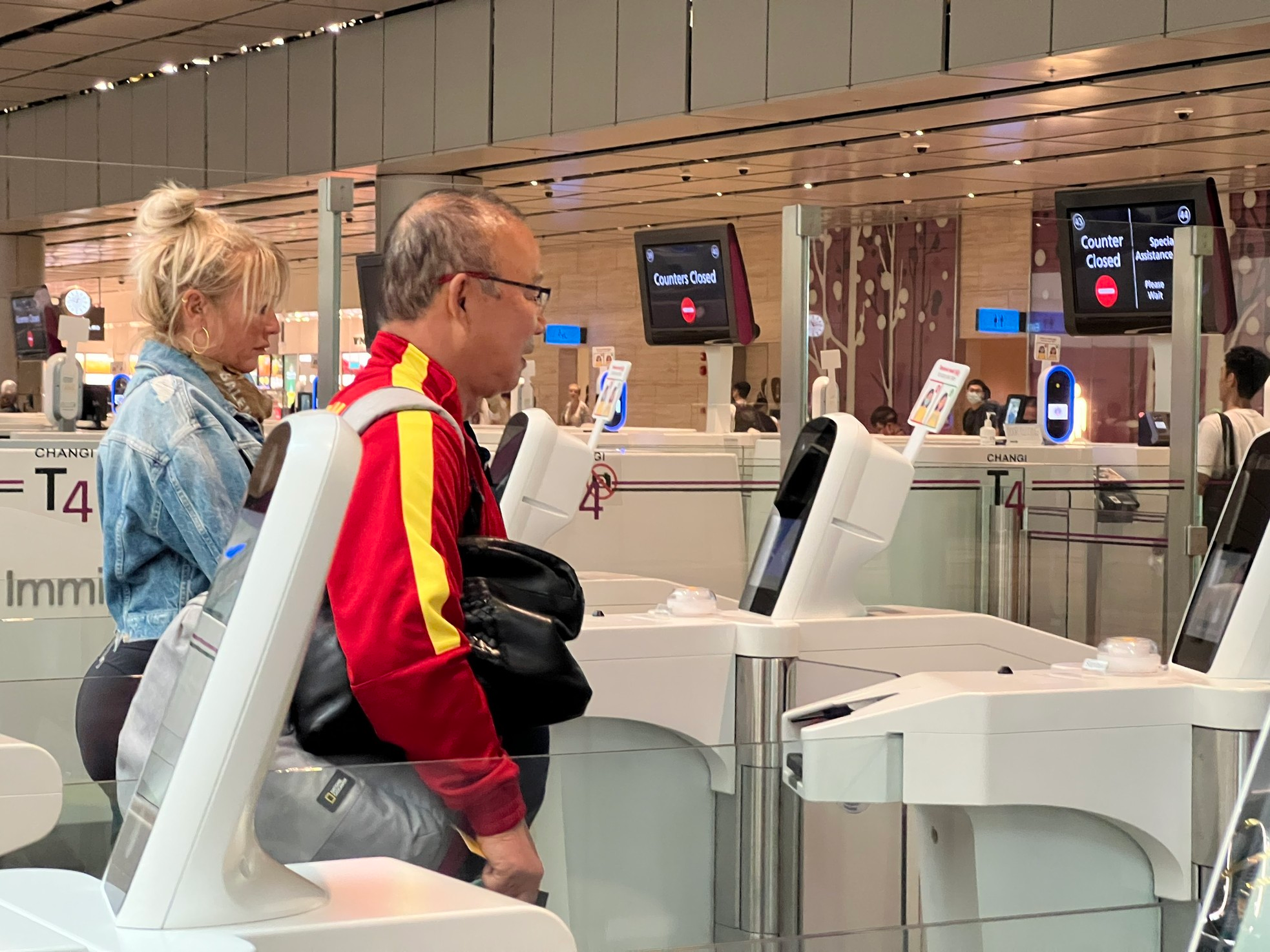 ĐT Việt Nam có mặt tại Singapore