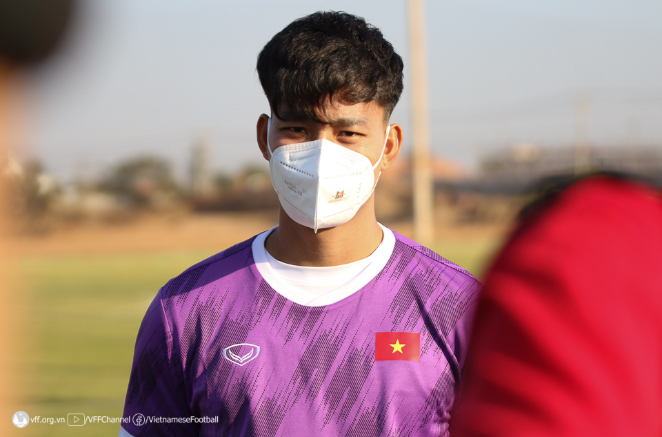 ĐT Việt Nam tập trung rèn chiến thuật trong buổi tập thứ hai tại Vientiane