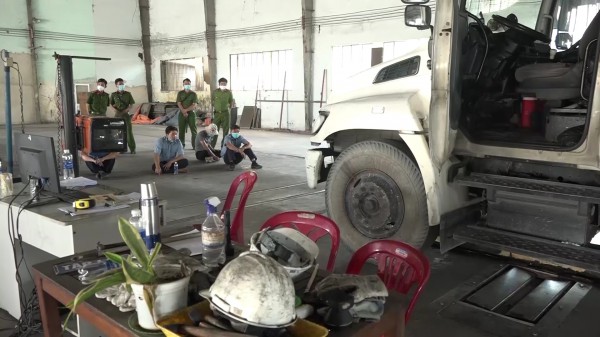 Đường dây hối lộ, giả mạo tại 9 trung tâm đăng kiểm: Giả đăng kiểm viên, đánh lừa camera