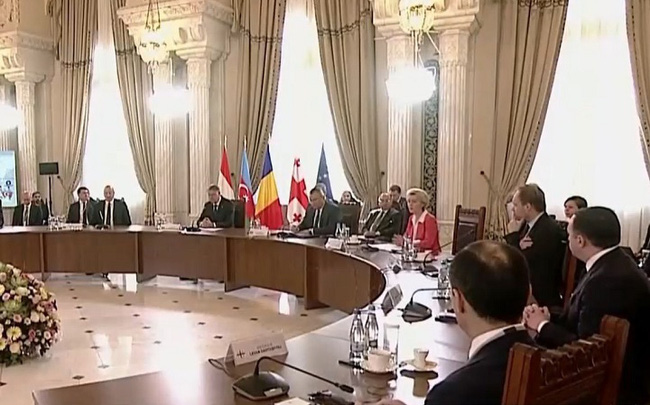 EU hỗ trợ công nghệ xanh để cạnh tranh với Mỹ EU hỗ trợ công nghệ xanh để cạnh tranh với Mỹ