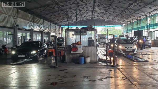 Gian nan đi đăng kiểm ô tô cuối năm