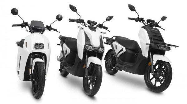 Hãng xe Indonesia xuất khẩu xe máy điện sang Việt Nam, cạnh tranh VinFast