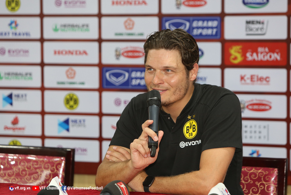 HLV Park Hang Seo: “Chiến thắng trước Borussia Dortmund tạo sự tự tin cho ĐT Việt Nam” HLV Park Hang Seo: “Chiến thắng trước Borussia Dortmund tạo sự tự tin cho ĐT Việt Nam”