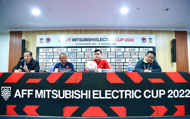 HLV Park Hang Seo hài lòng vì các học trò hoàn thành mục tiêu giành chiến thắng trước Malaysia