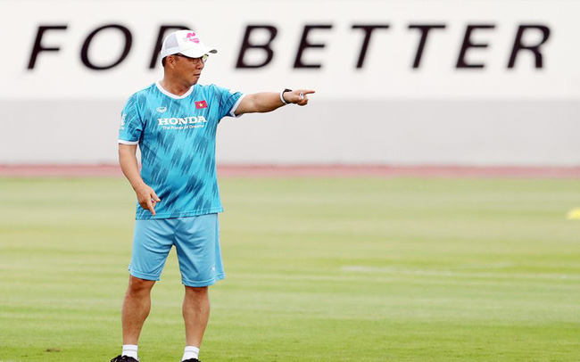 HLV Park Hang Seo trở về Hàn Quốc nhận huân chương Heungin, ĐT Việt Nam tiếp tục miệt mài tập luyện HLV Park Hang Seo trở về Hàn Quốc nhận huân chương Heungin, ĐT Việt Nam tiếp tục miệt mài tập luyện