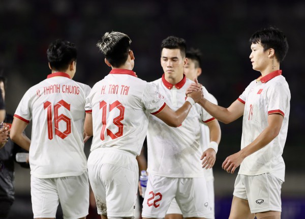 Kết quả tuyển Lào 0-6 tuyển Việt Nam, AFF Cup 2022: Cữ dượt nhẹ nhàng