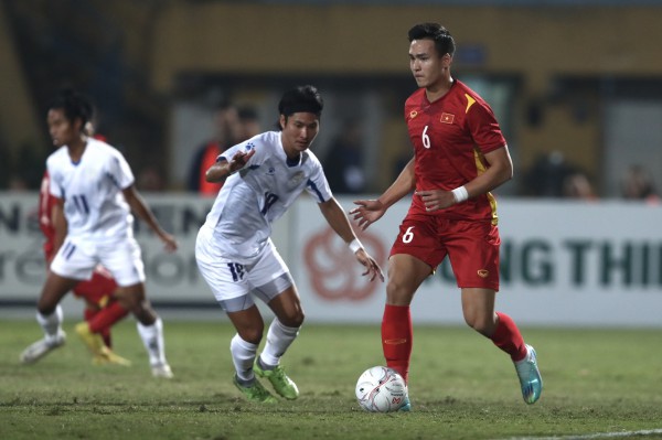 Kết quả tuyển Việt Nam 1-0 Philippines: Văn Quyết ghi bàn phút bù giờ