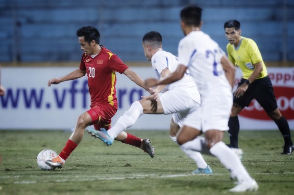 Kết quả tuyển Việt Nam 1-0 Philippines: Văn Quyết ghi bàn phút bù giờ