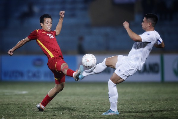 Kết quả tuyển Việt Nam 1-0 Philippines: Văn Quyết ghi bàn phút bù giờ