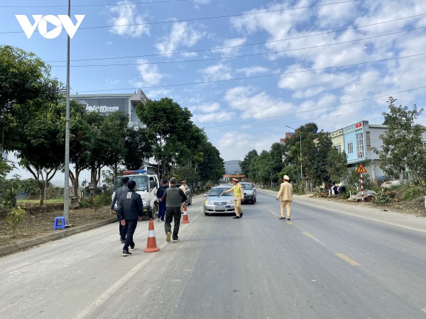 Khép vòng vây truy bắt tên buôn ma túy có súng ở Sơn La
