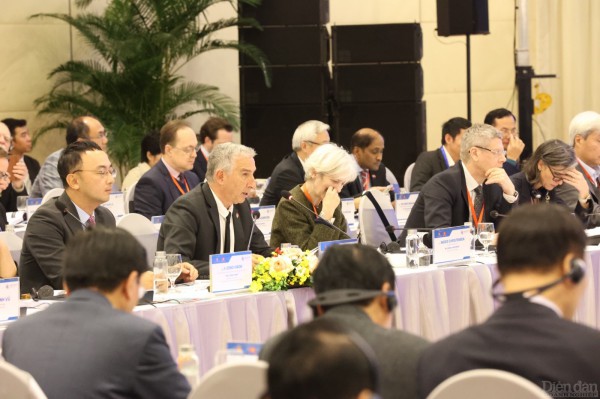 KINH TẾ 2023: Dòng vốn FDI là "lá phiếu tín nhiệm" để Việt Nam đối đầu "cơn gió ngược"