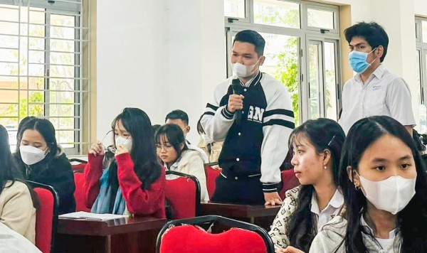 Lắng nghe học sinh nói để xây dựng môi trường học đường thân thiện