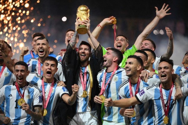 Messi sắp được in hình lên tiền của Argentina