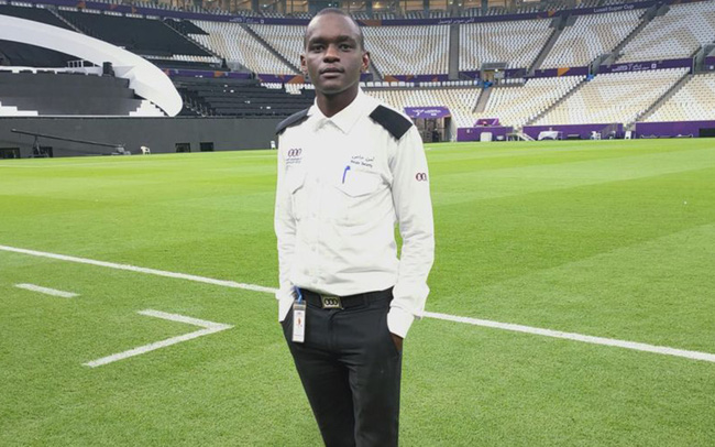 Một nhân viên bảo vệ tử vong sau cú ngã tại sân vận động tổ chức chung kết World Cup