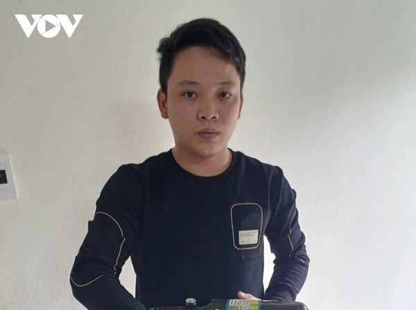 Mua thiết bị rồi lắp ráp súng bán cho nhiều người