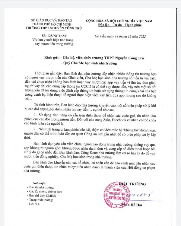 Nghi mạo danh giáo viên nhắn tin mượn tiền phụ huynh, trường học phát đi cảnh báo