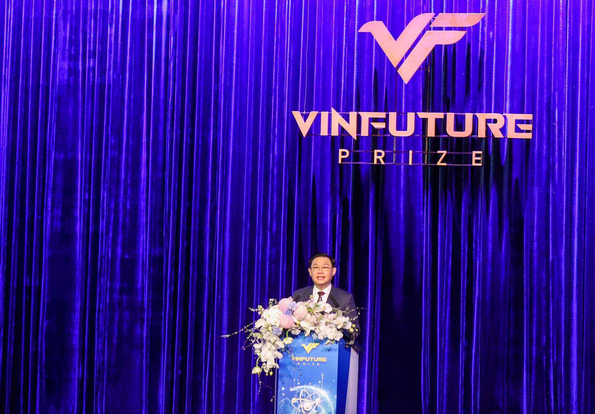 Nghiên cứu về Internet nhận Giải thưởng 3 triệu USD VinFuture Grand Prize Nghiên cứu về Internet nhận Giải thưởng 3 triệu USD VinFuture Grand Prize