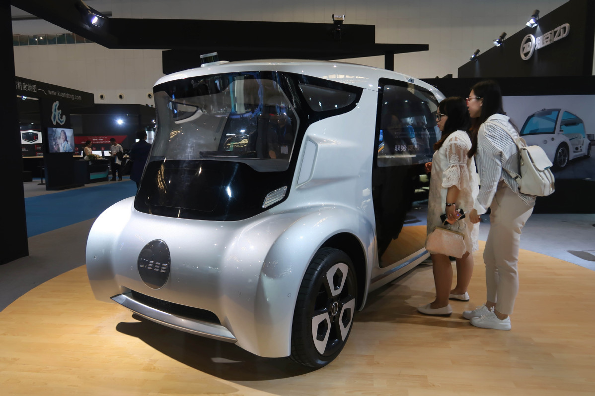 Những "người khổng lồ tí hon" của Trung Quốc Những "người khổng lồ tí hon" của Trung Quốc