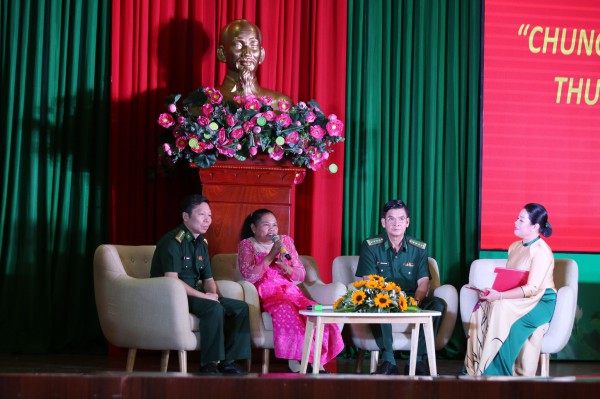 Nữ già làng Keo Onl: 