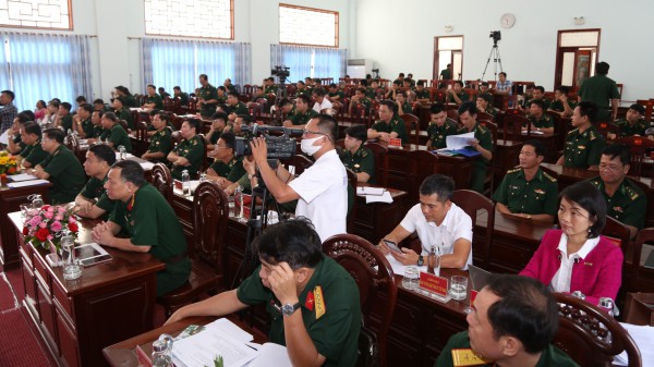 Nữ già làng Keo Onl: 