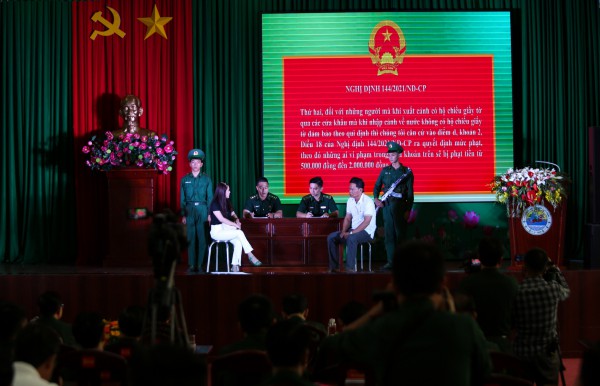 Nữ già làng Keo Onl: 