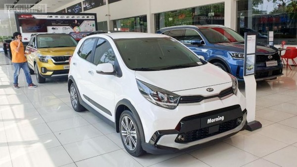Ô tô giá rẻ nhất Việt Nam: Mất dần sức hút, Grand i10 vẫn xếp sau Fadil
